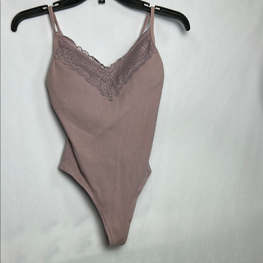 Lace Trim Ribbed Bodysuit